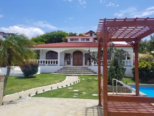 Paramount Properties